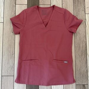 Figs Women's Short Sleeve V-Neck Top - Rose